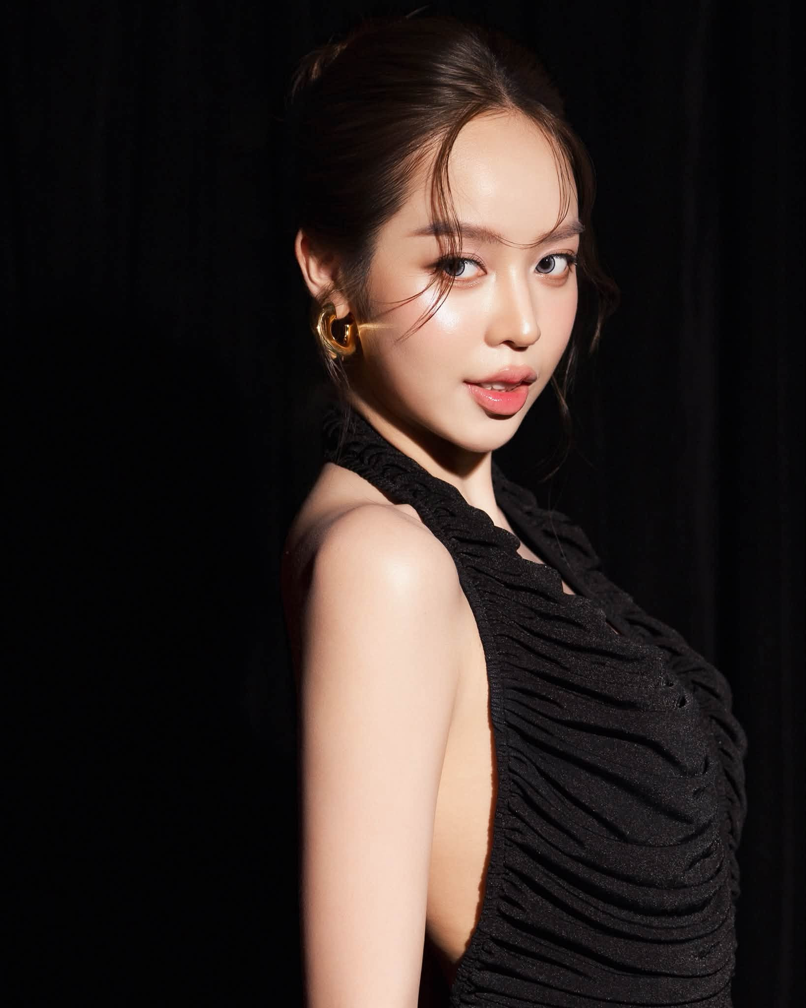 https://static-images.vnncdn.net/vps_images_publish/000001/000003/2026/8/28/thanhthuy3-2383.jpeg