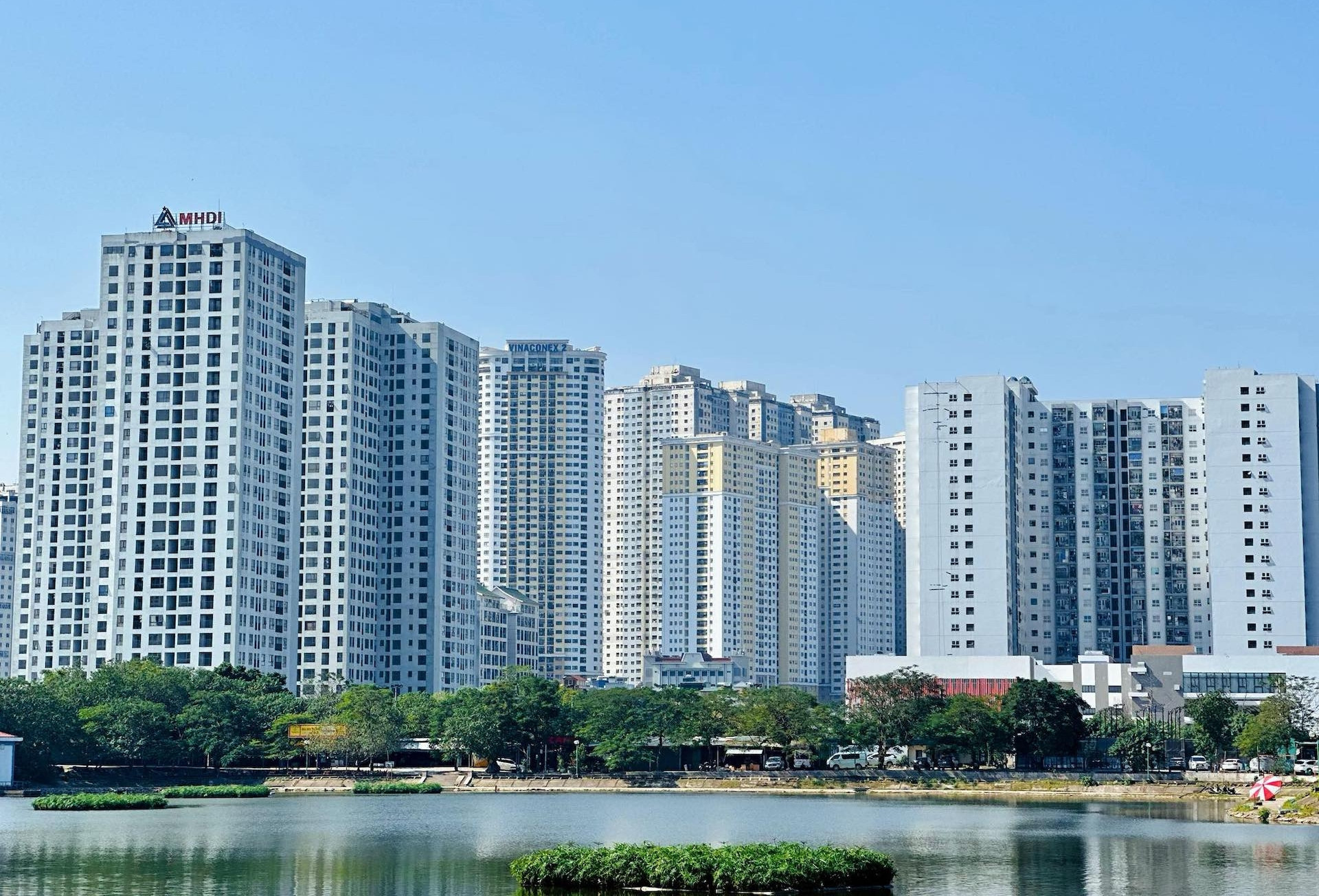 Bộ đề xuất chấm dứt quyền sở hữu chung cư khi công trình hết hạn sử dụng, hiệp hội phản ứng