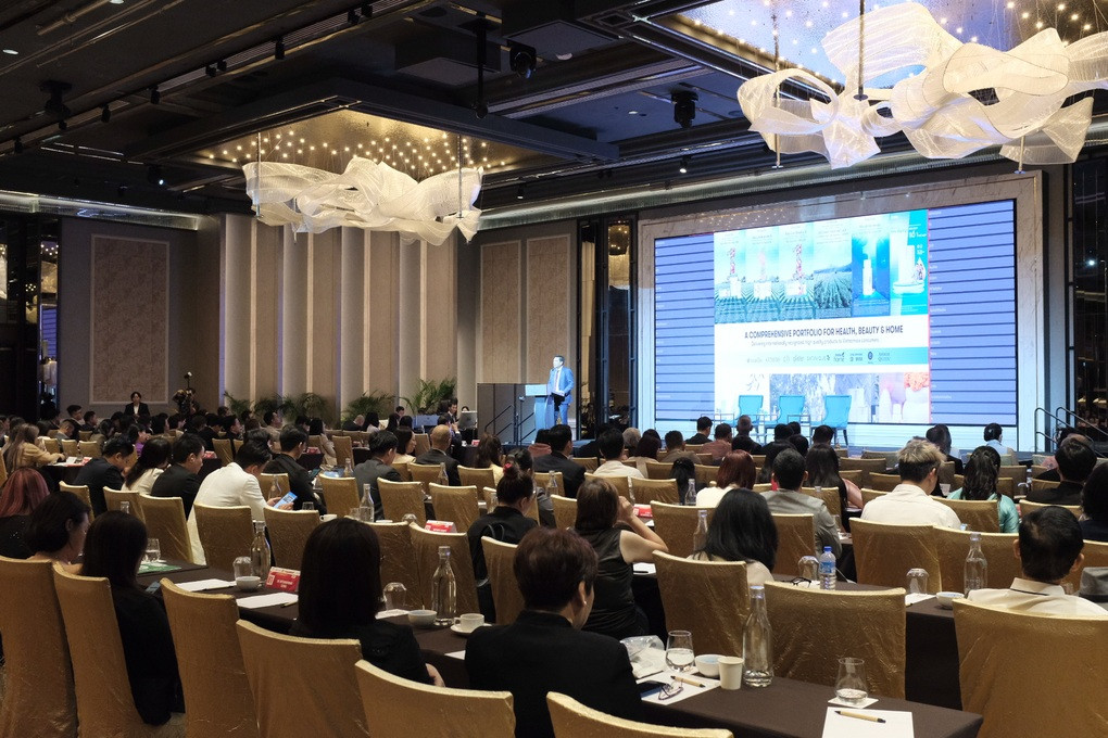 Amway Việt Nam được vinh danh tại Diễn đàn Kinh tế ASEAN插图2 Amway Việt Nam được vinh danh tại Diễn đàn Kinh tế ASEAN插图2