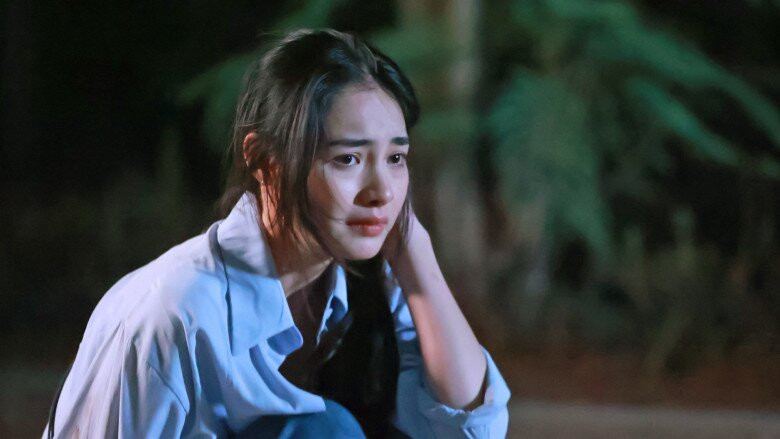 Anh trai mới qua đời, nửa đêm nghe tiếng từ phòng chị dâu, tôi thấy cảnh buồn插图