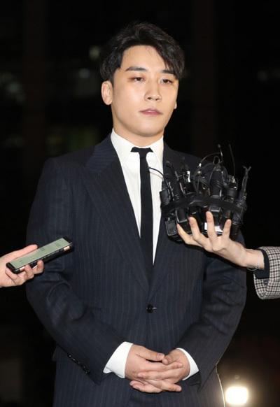 dien-bien-nong-vu-seungri-bi-kien-vi-cao-buoc-hanh-hung-nguoi-khac-dspl-1-1790257452.png