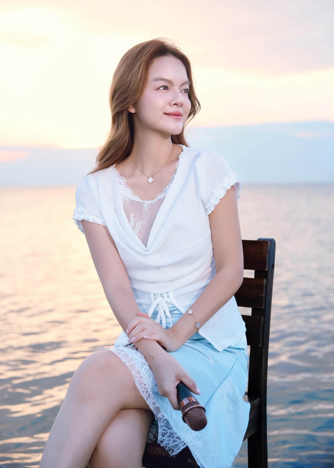 sao viet 29-9 lien binh phat khoe anh hai huoc cung tang phuc hinh anh 7