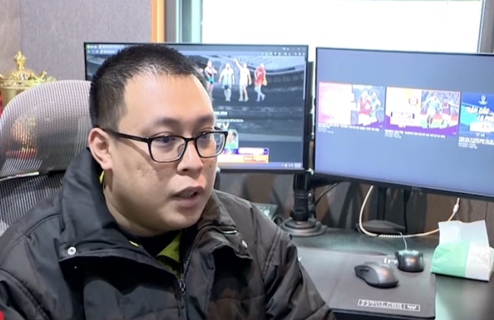 Bình luận viên “Anh Thỏ” của hệ thống Xôi lạc TV.