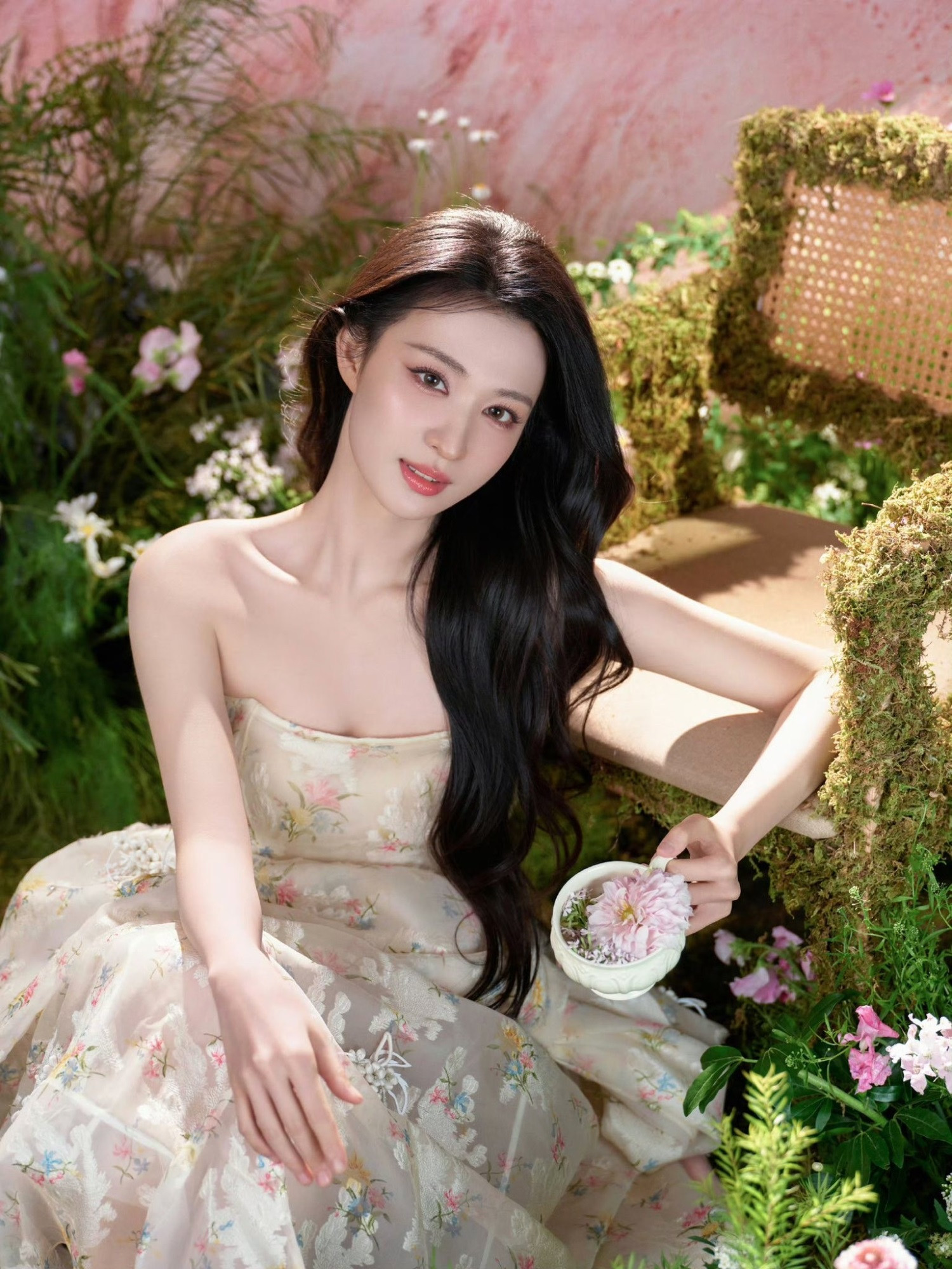 Đúng 16h30 ngày mai, thứ Ba 8/9/2026, 3 con giáp rủng rỉnh tiền tài, thăng quan tiến chức, sự nghiệp 'thuận buồm xuôi gió' không ngừng - Ảnh 1